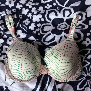 Victoria’s Secret Tropical Lined Perfection 32DD